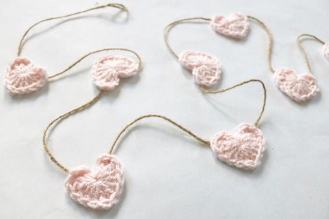 Pale pink Valentine's Day heart farmhouse garland