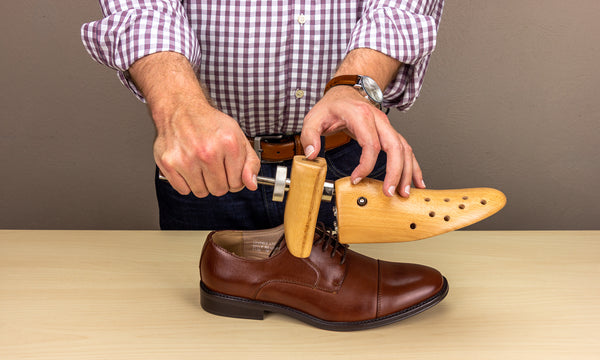 Tough-1 Professional Shoe Spreader
