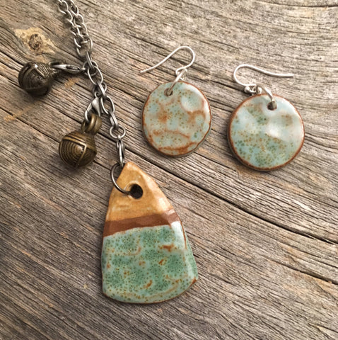 Photographing pendant necklace and earrings jacquie blondin ceramics