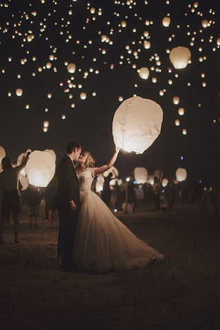 Cheap DIY Wedding Ideas - Sky Lantern
