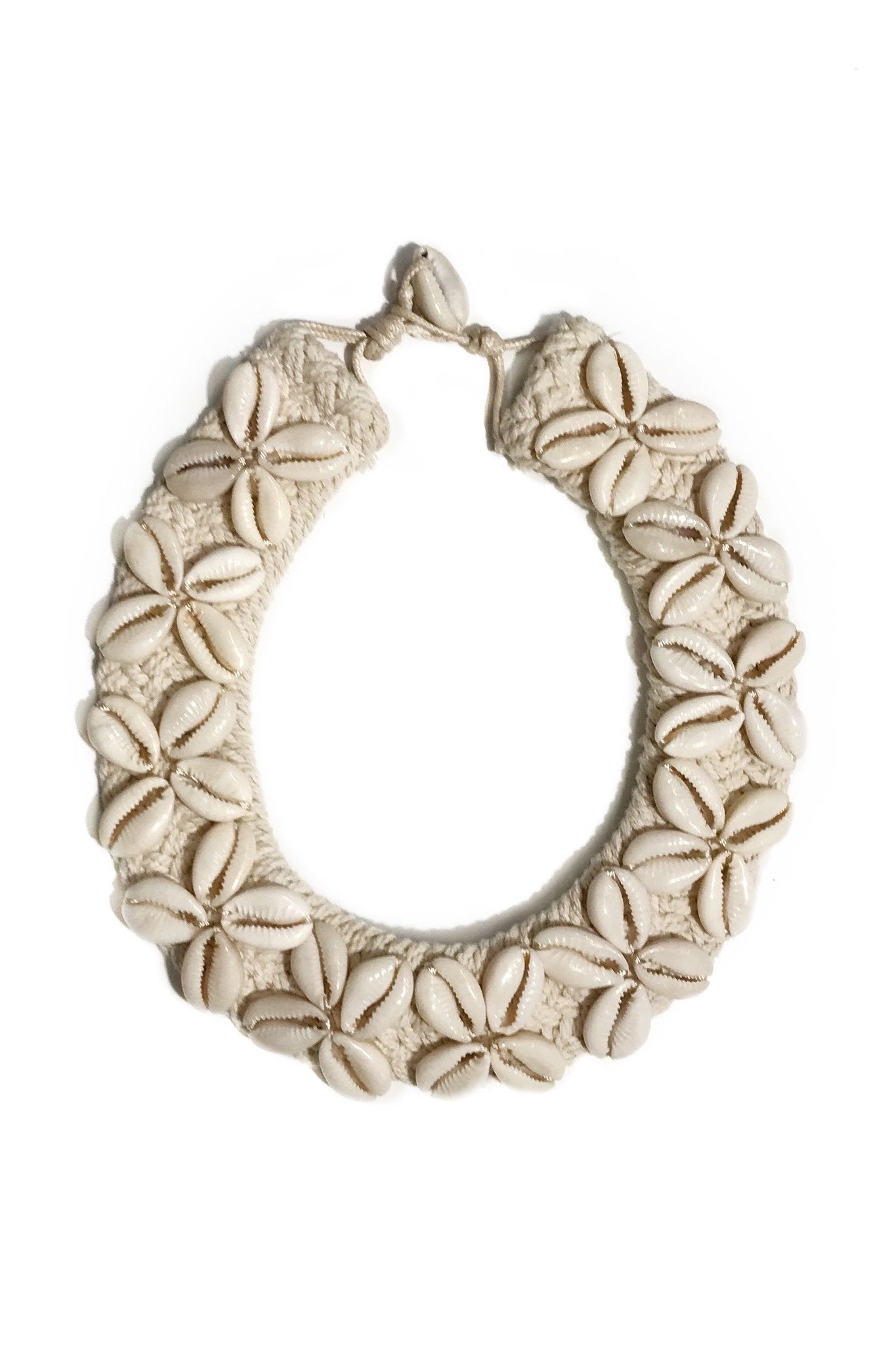 T&T Cowrie Choker Necklace | Ivory