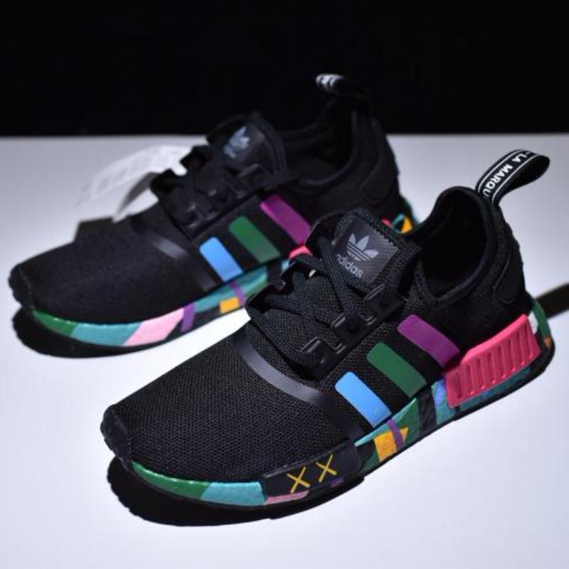 adidas nmd x kaws