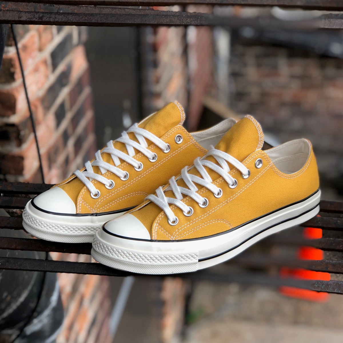 70s sunflower converse