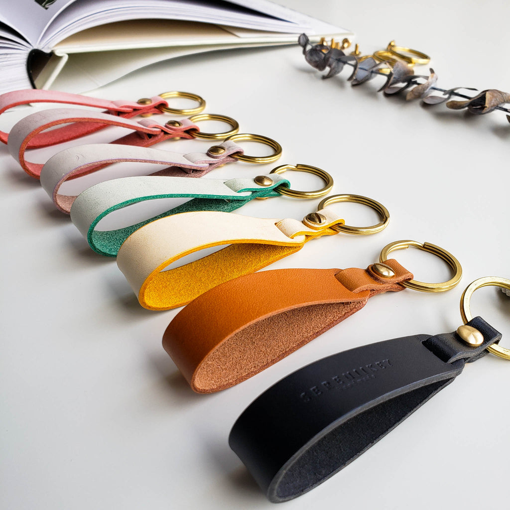 Personalized Handmade Leather Loop Key Strap | Sereniikey