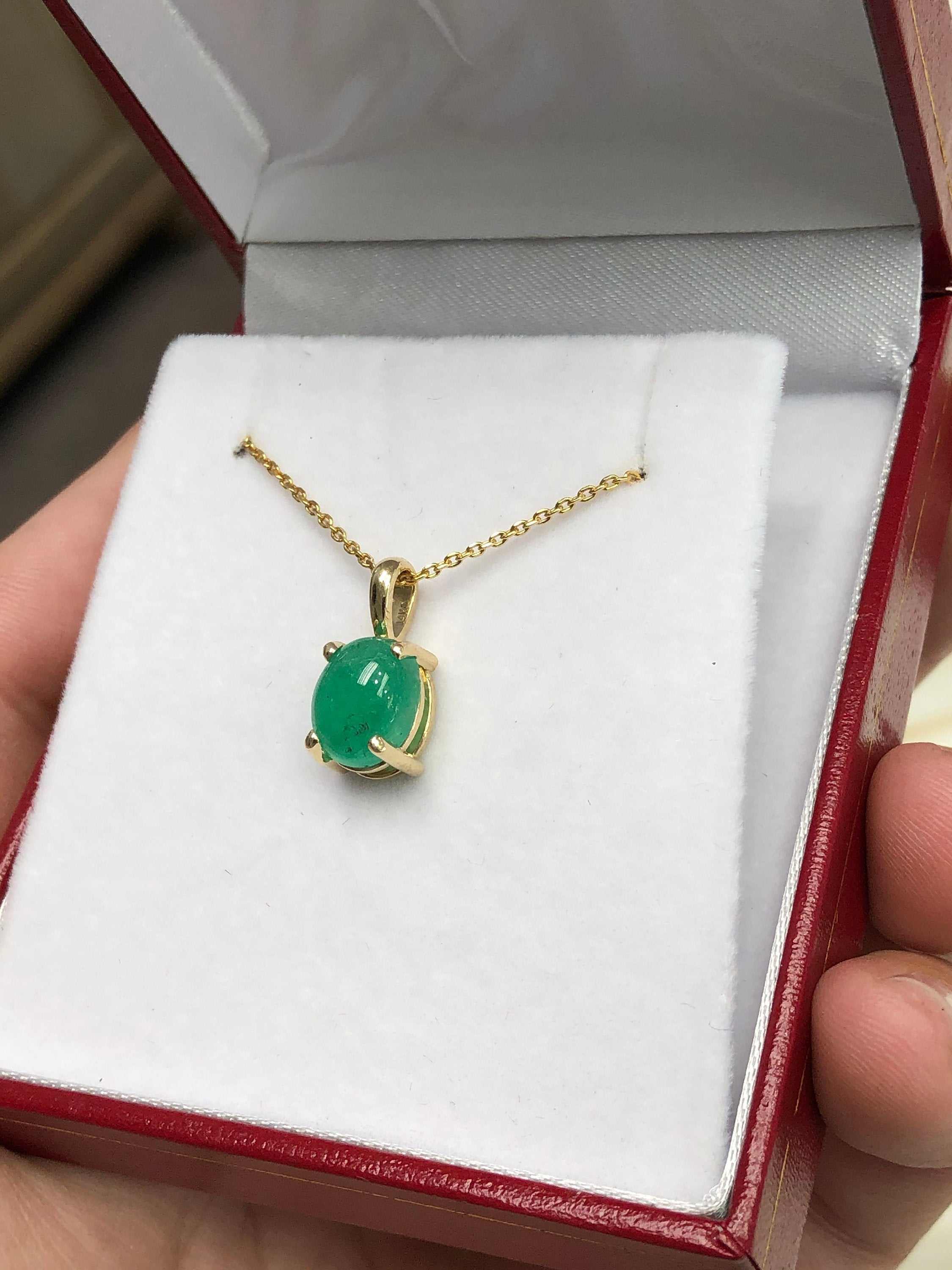 emerald cabochon pendant