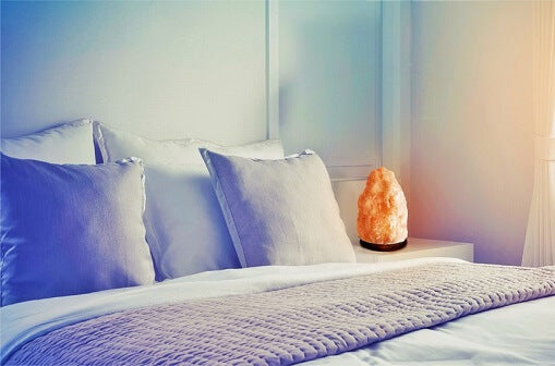 Salt Lamp Sizes for Your Bedroom 