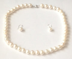 Classic Pearl Jewellery Set by SommerSparkle