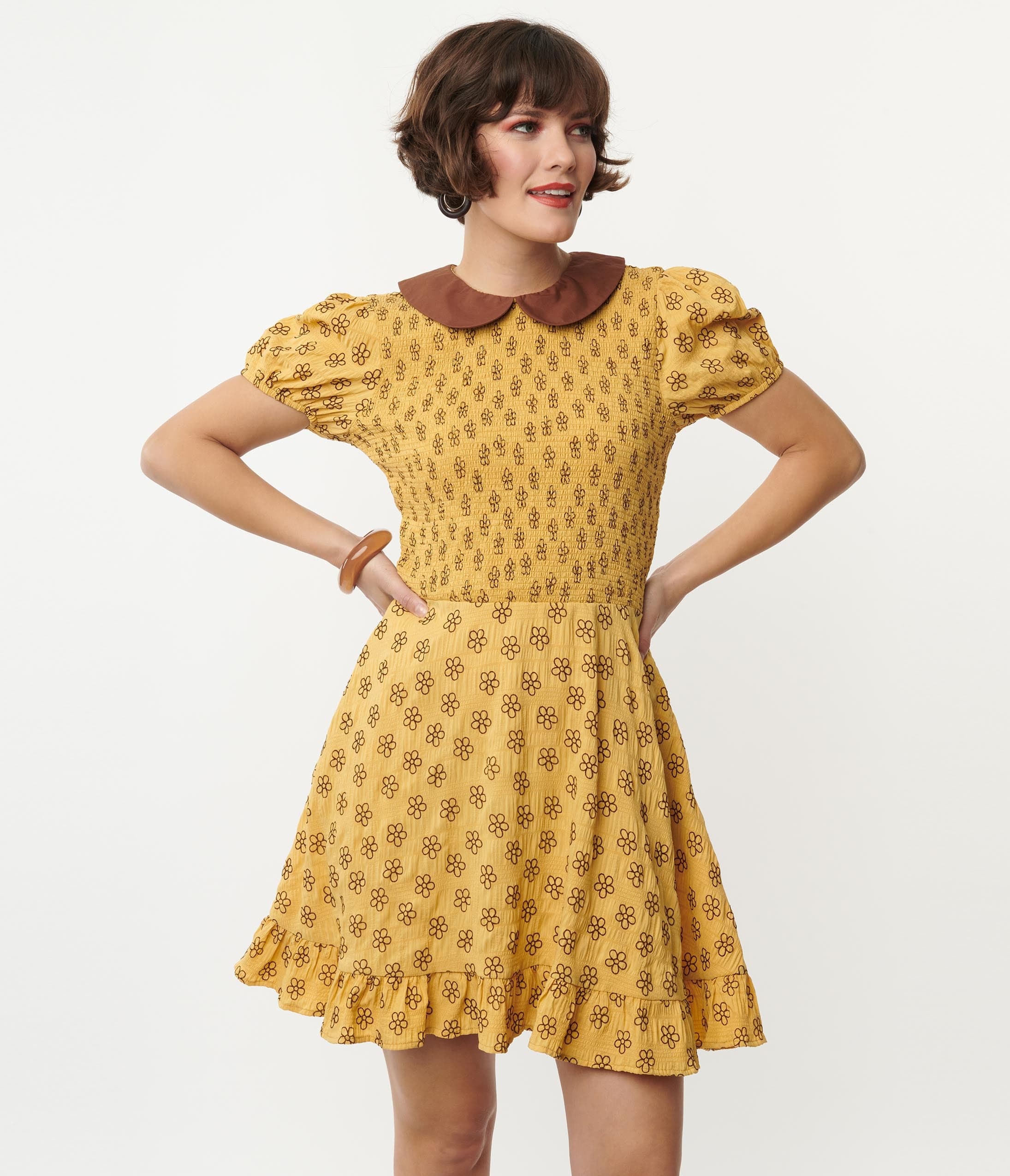 

Smak Parlour Mustard & Brown Floral Smocked Fit & Flare Dress