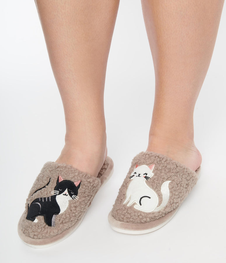 Black & White Kitten Plush Slippers