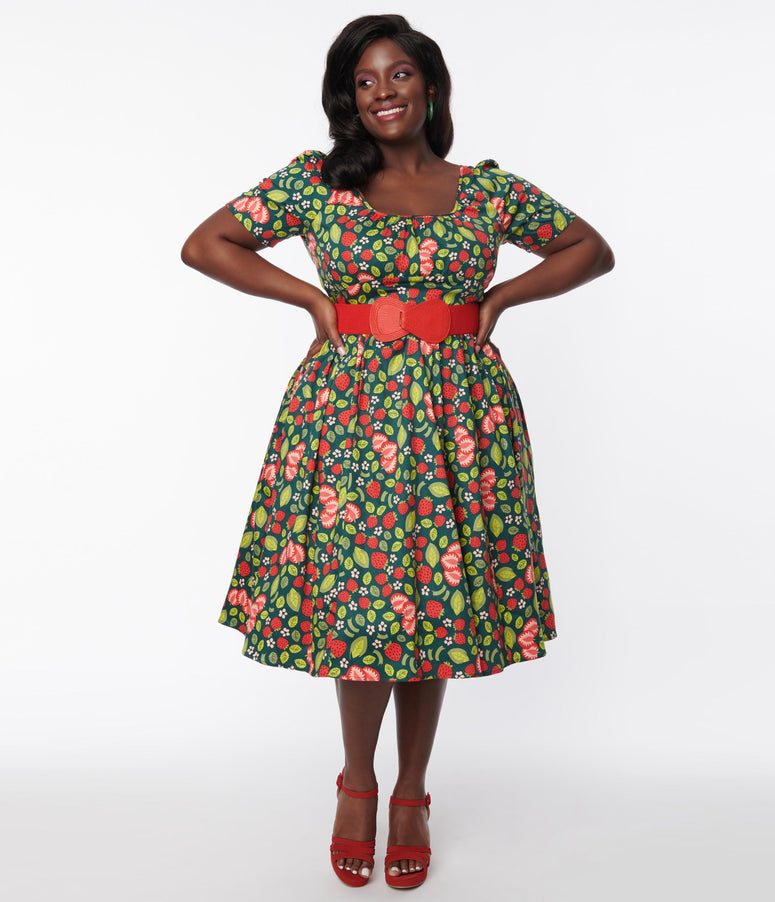 Collectif Plus Size Strawberry Patch Giada Swing Dress