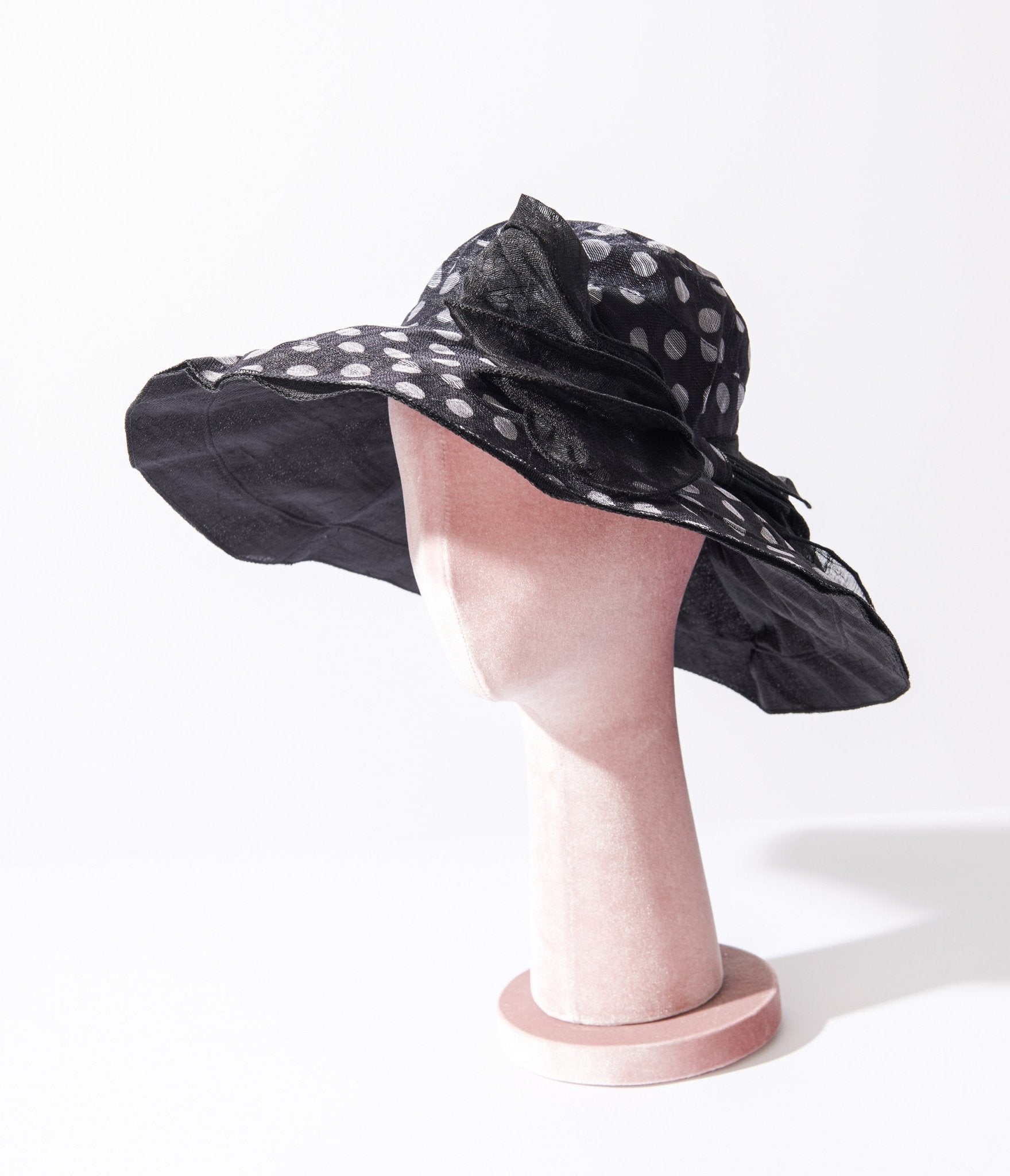 

Black & White Polka Dot Bow Sun Hat
