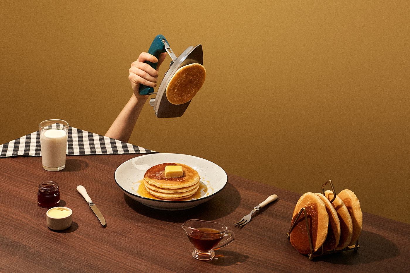 Ironed pancakes. From the series Break/Fast by Fragmento Universo