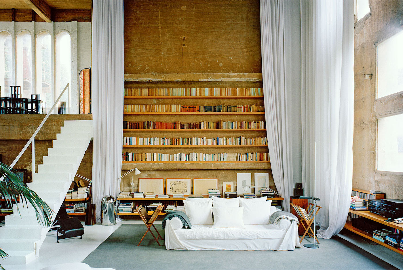 Architect Ricardo Bofill Builds a Concrete Paradise