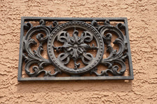 Leaf Medallion Plaque