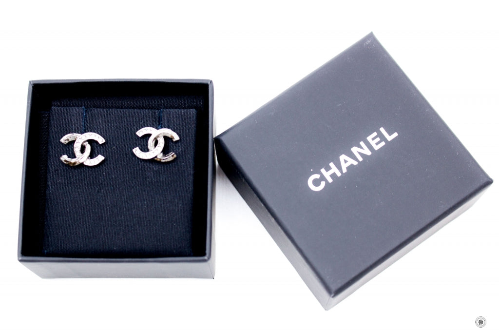 chanel earring 1.3 cm