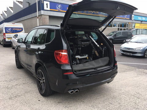 BMW X3 - Boot Hoist