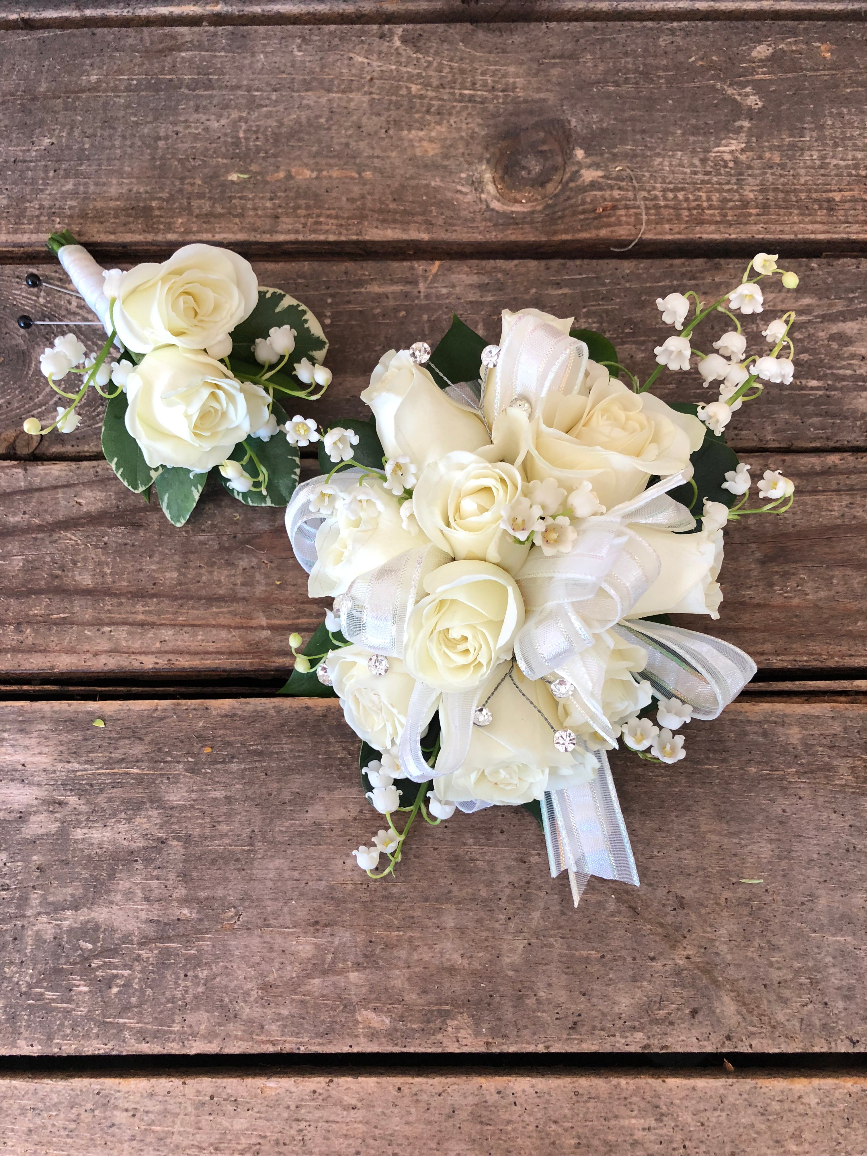 Classic Prom Boutonniere