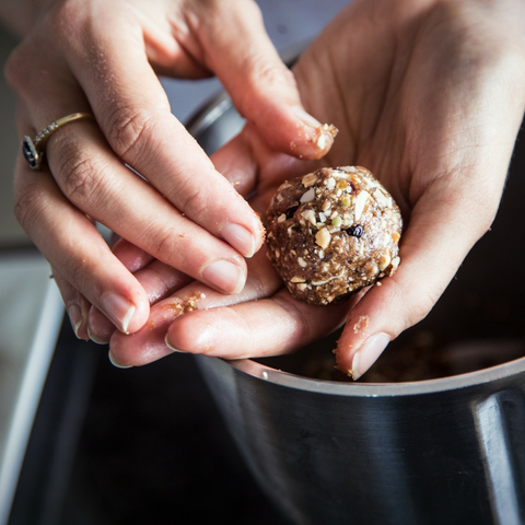 Muesli Power Balls - Paleo Hero 