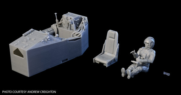 Revell_X-Wing_Cockpit