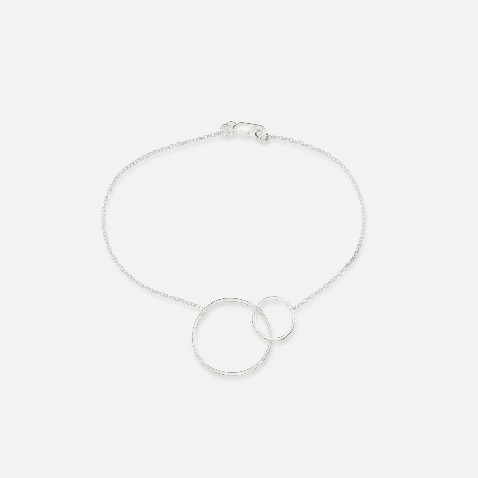 Linked Circle Bracelet