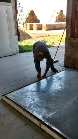 Laying Walk-In Freezer floor