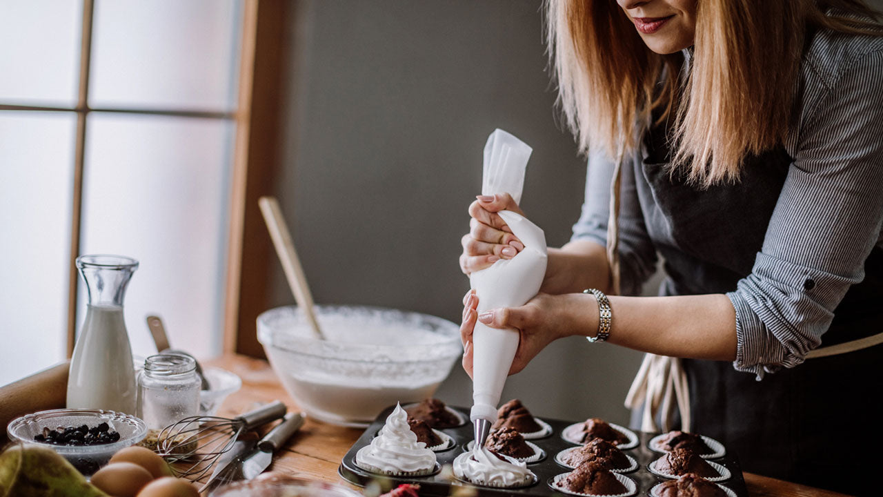 How to Save Money on a Wedding - Make your own Dessert | Balsa Circle Blog