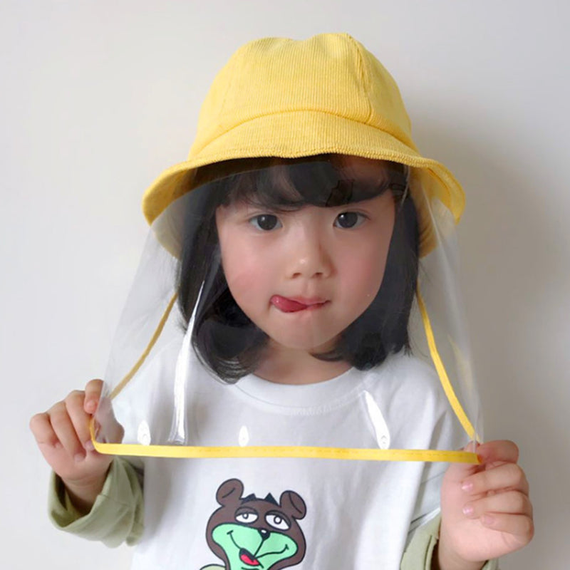 

Palarie pentru copii si masca de protectie transparenta