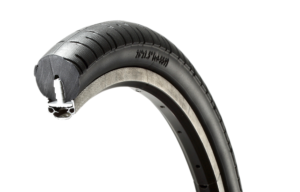 pumping road bike tyres