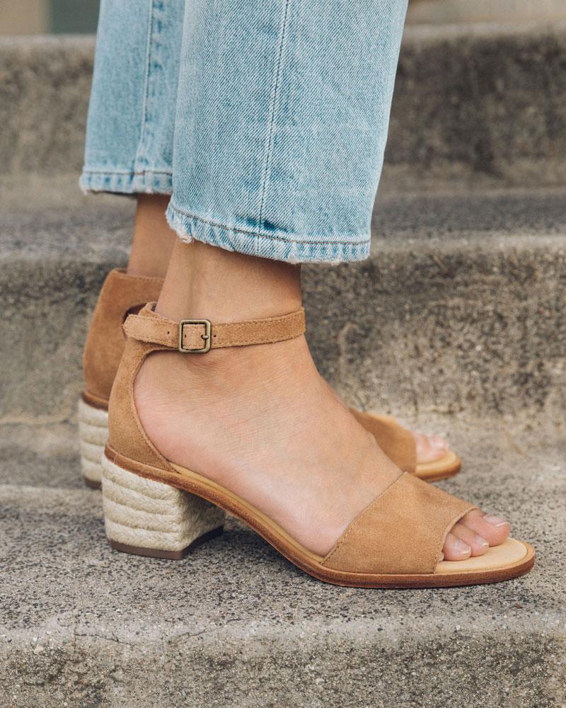 soludos capri mule