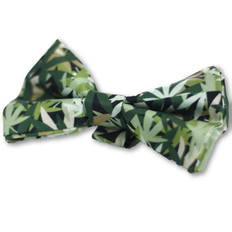 HeadyPet Weed Camo Print Bow Tie for Pets
