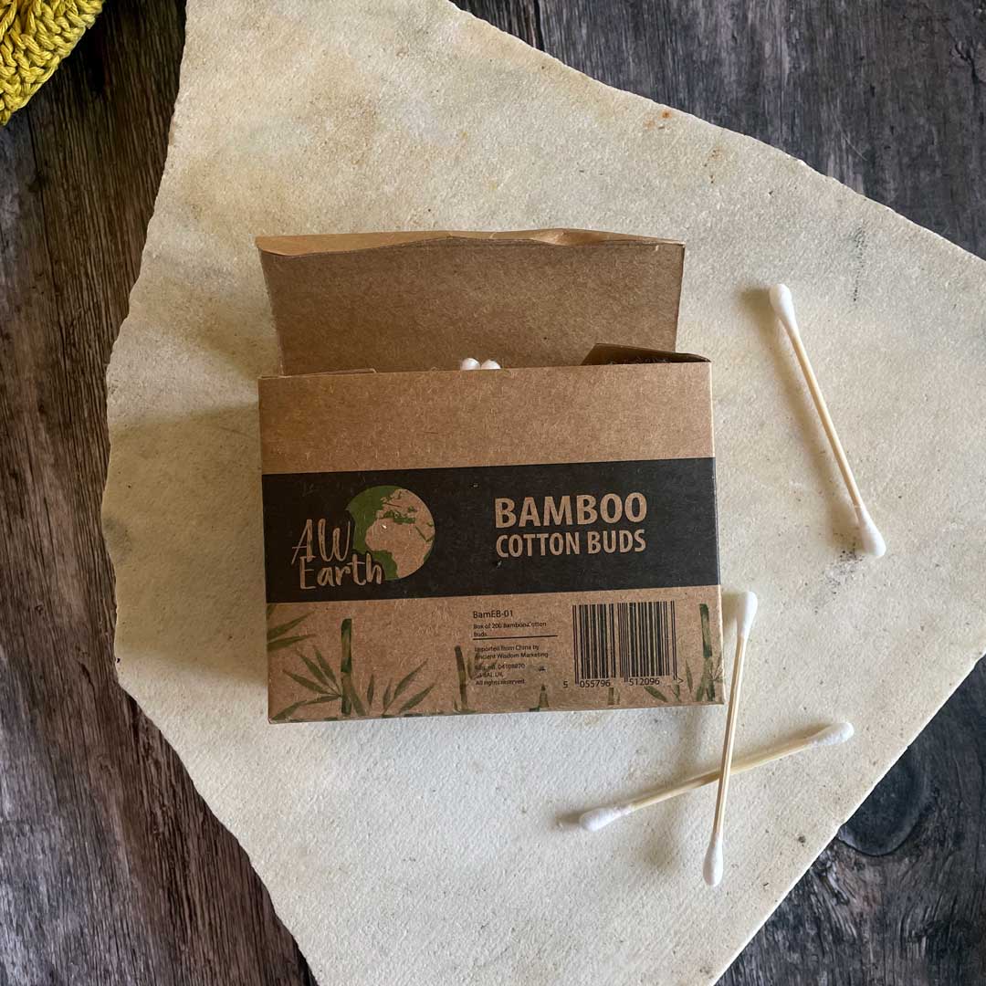 Natural bamboo cotton buds - Beauty Kubes