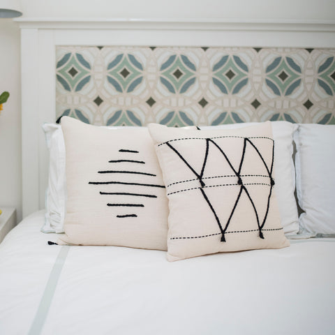 Home Decor Cushion/Pillows