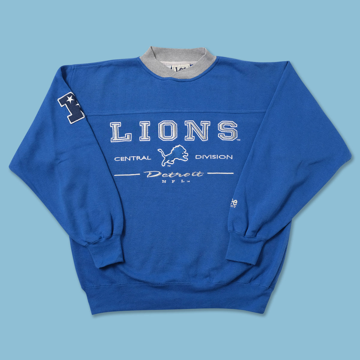 CustomCat Detroit Lions Retro NFL Crewneck Sweatshirt Light Blue / XL