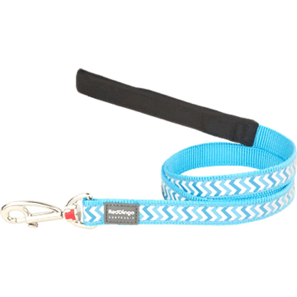 Short dog leash in leather