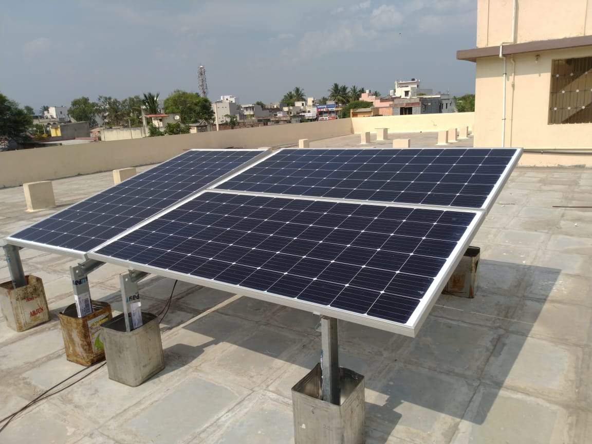 1 kW Solar Panel Installation in Kasegaon, Maharashtra Loom Solar