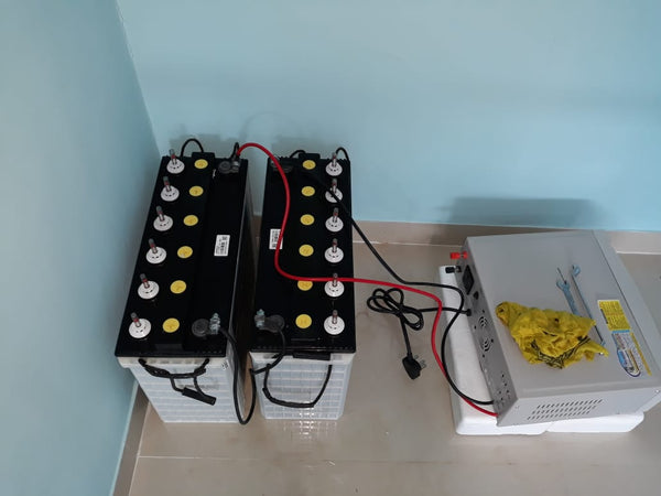 Inverter with battery