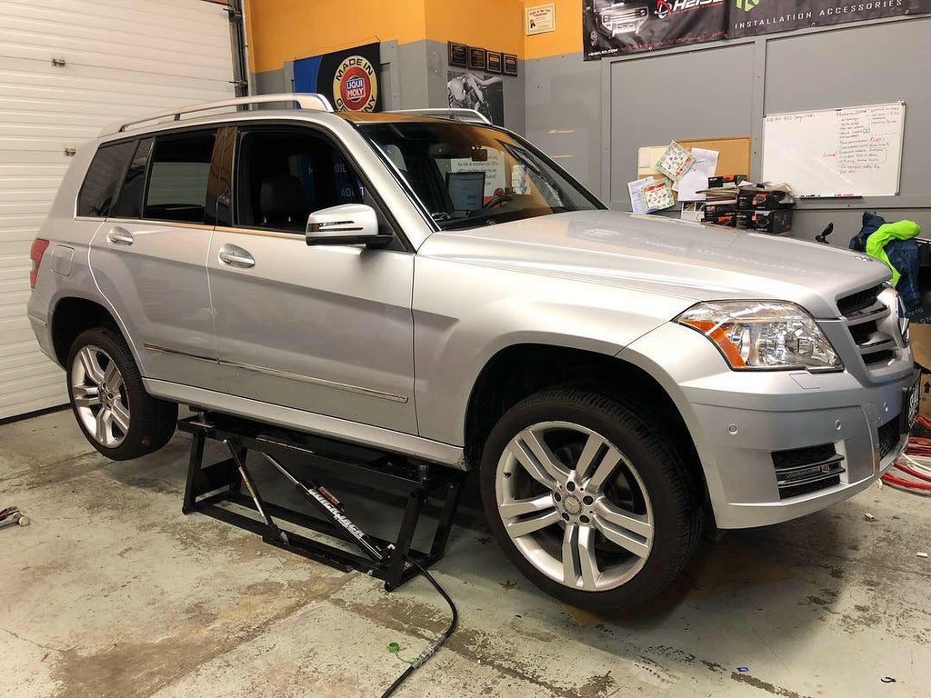 Silver alloygator mercedes glk 350