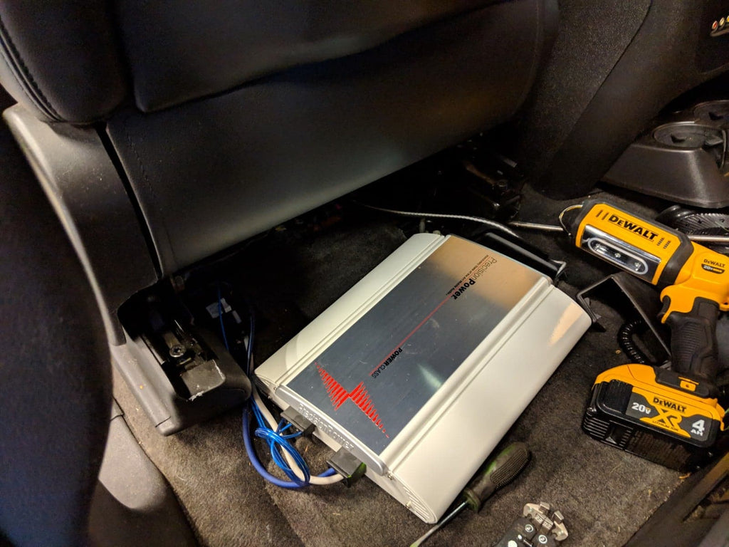 GMC yukon amplifier installation