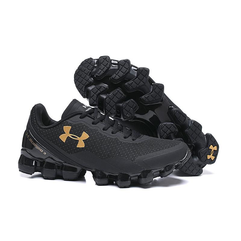 under armour all black shoes