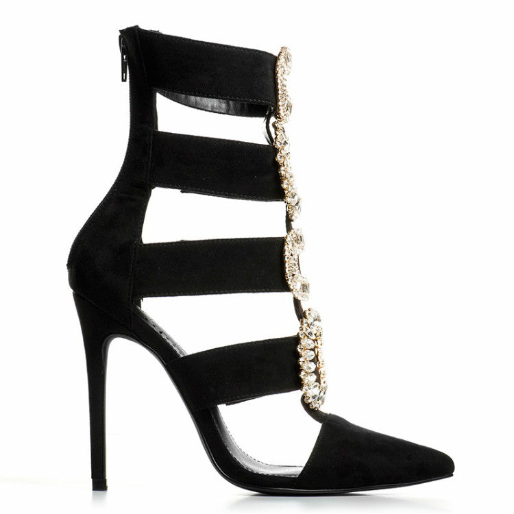 heels black colour
