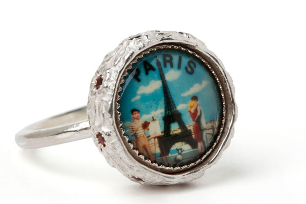 Paris_button_ring_with_rubies