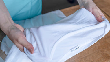 大切な洋服を長持ちさせる洗濯の極意 ～白いTシャツを真っ白のまま着るために～