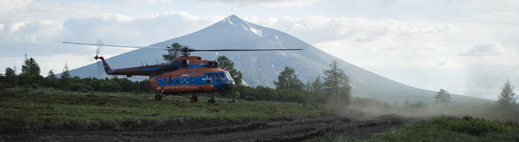 Russian rescue helicopter landed in the Mountains