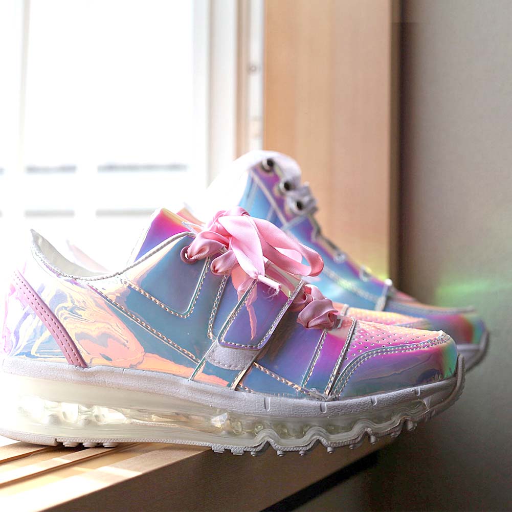 Y.R.U. Aiire Light Up Hologram Sneakers in Atlantis