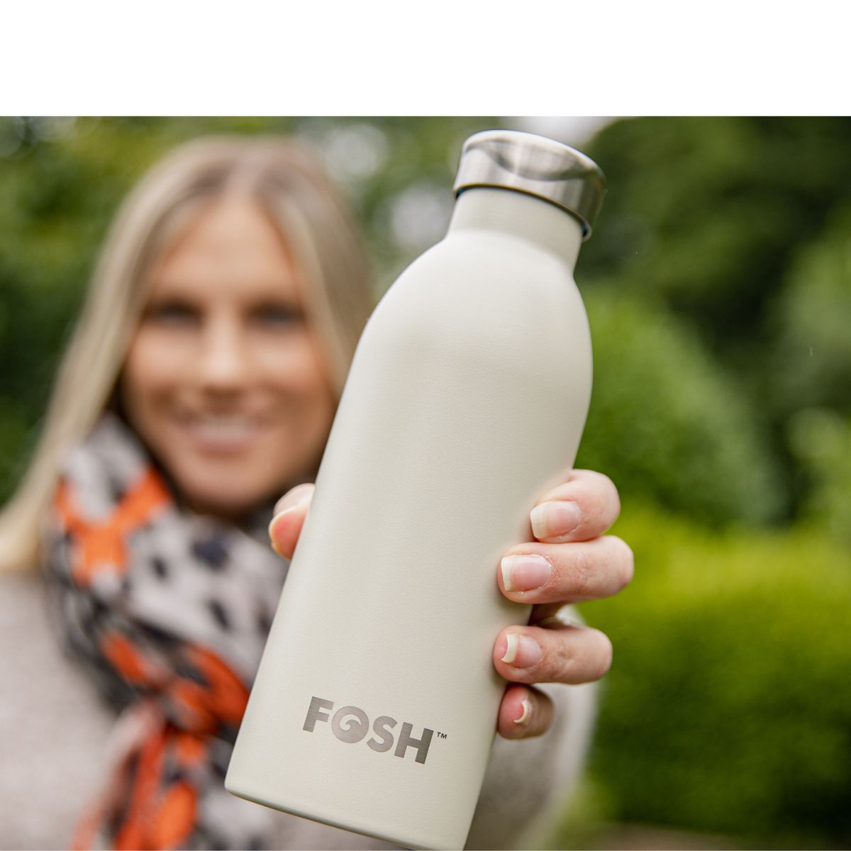 the-best-corporate-gifts-reusable-metal-water-bottles-fosh-blog