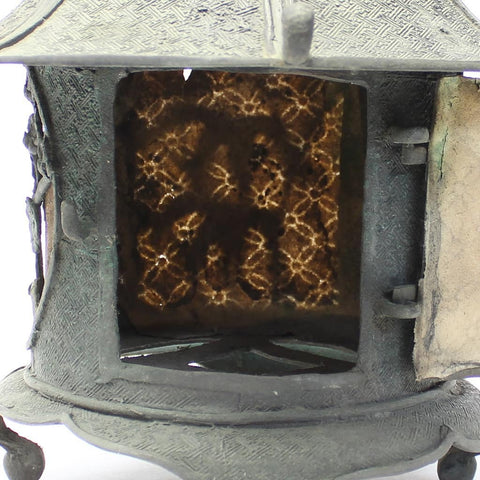 Bronze garden lamp 