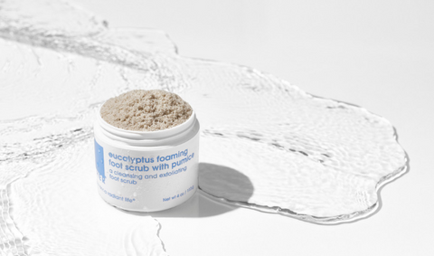 Eucalyptus Foaming Foot Scrub With Pumice texture image