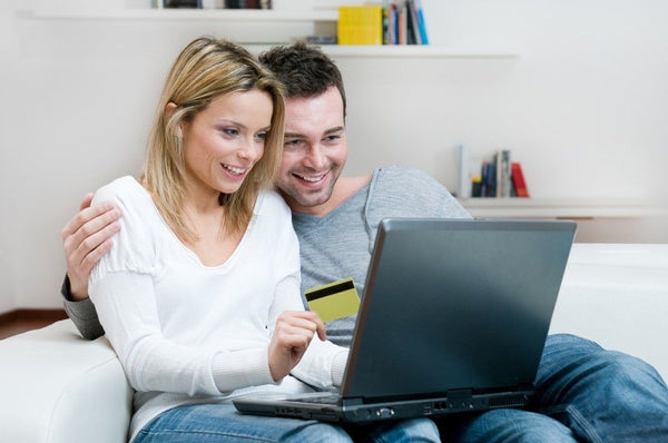 7 Reasons Why Online Shopping can be Better Than Offline (and can save you money)