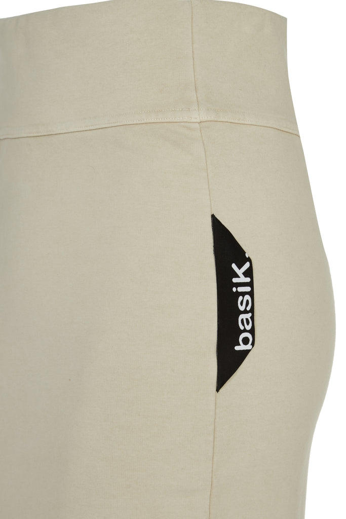 basiK• Maxi Skirt in Oatmeal