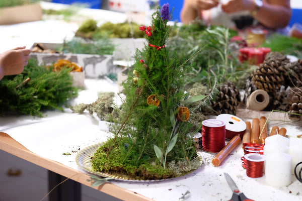 Hand made Christmas Wreath | DIY workshops with Knygu namai Tenerife & Flamingolandia  creative team 14